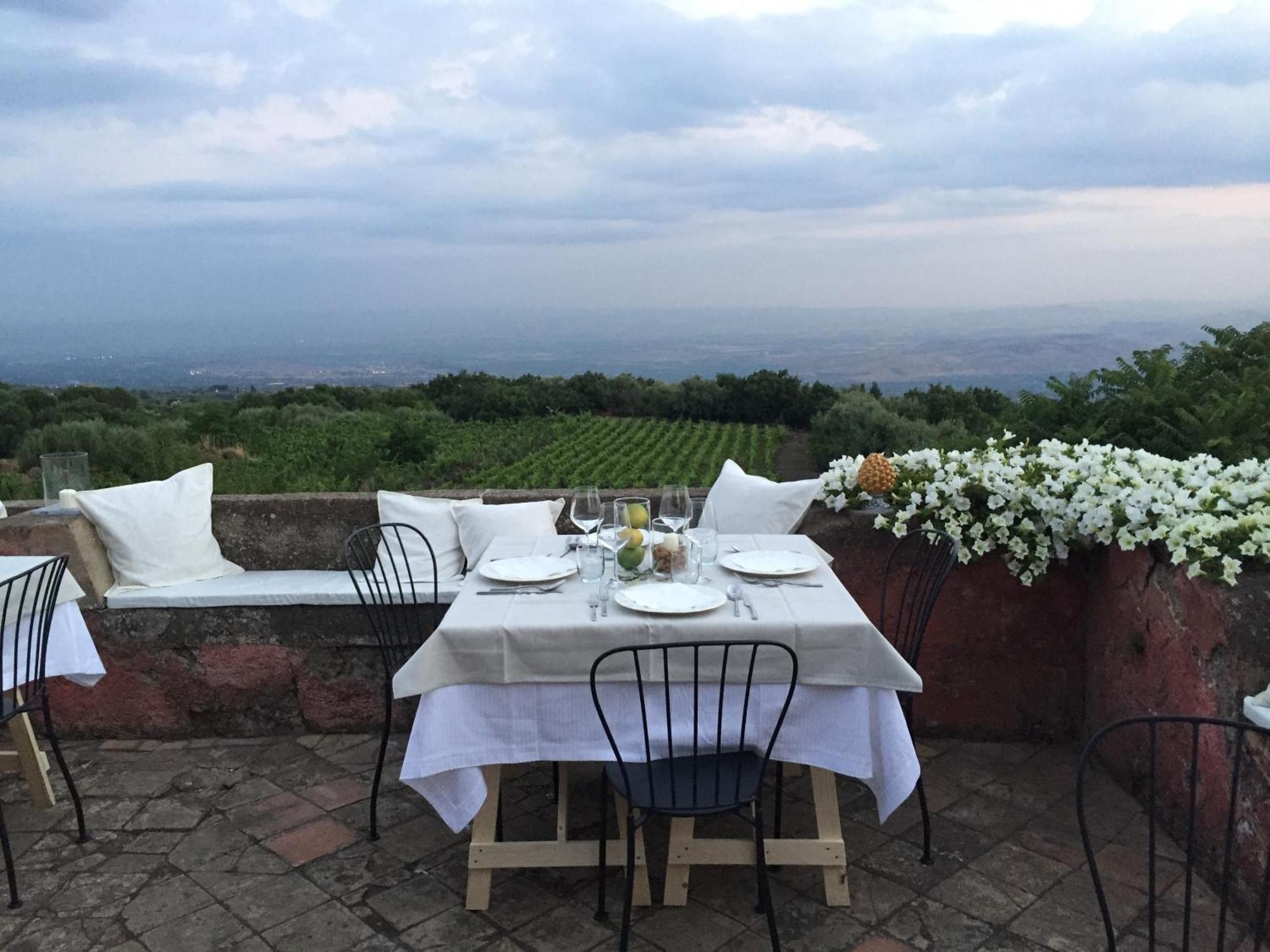 Podere Dell'Etna Segreta - Essential Nature Hotel & Glamping Бьянкавилла Экстерьер фото