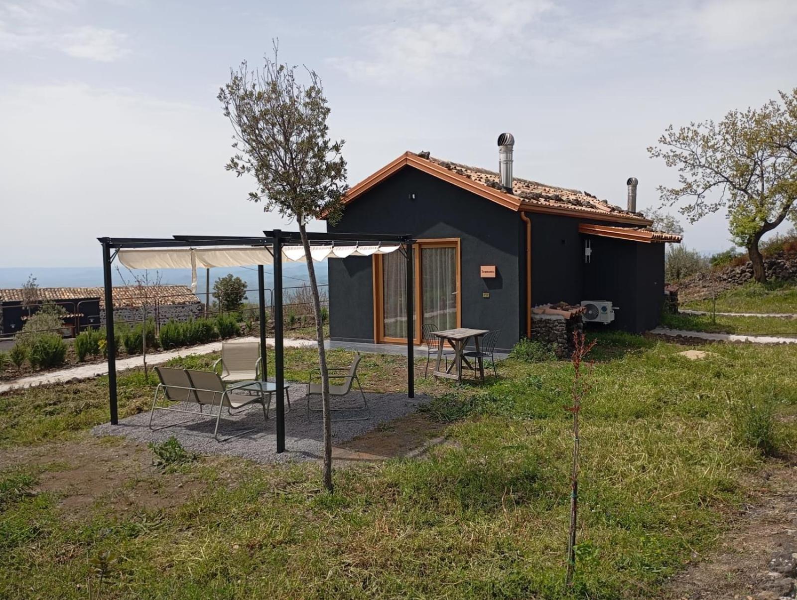 Podere Dell'Etna Segreta - Essential Nature Hotel & Glamping Бьянкавилла Экстерьер фото